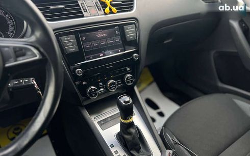 Skoda Octavia 2018 - фото 18