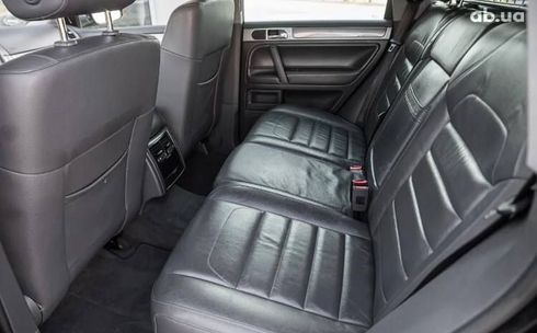 Volkswagen Touareg 2007 черный - фото 6