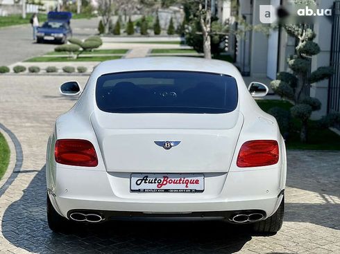 Bentley Continental GT 2012 - фото 15