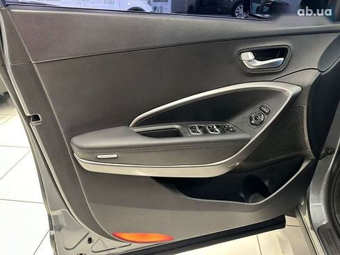 Hyundai Santa Fe 2017 - фото 12