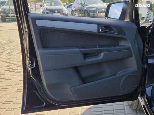 Opel Zafira 2010 - фото 23