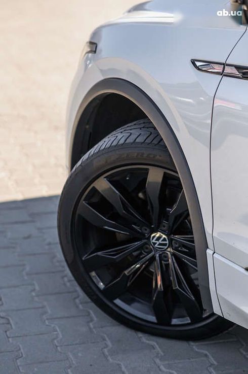 Volkswagen Tiguan 2021 - фото 13