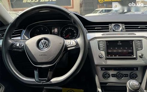 Volkswagen Passat 2015 - фото 18