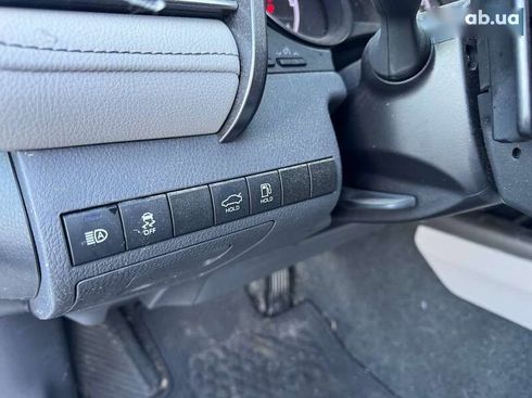 Toyota Camry 2022 - фото 12