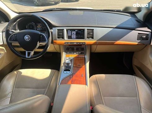 Jaguar XF 2012 - фото 21