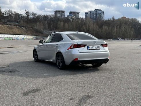 Lexus IS 2014 - фото 8