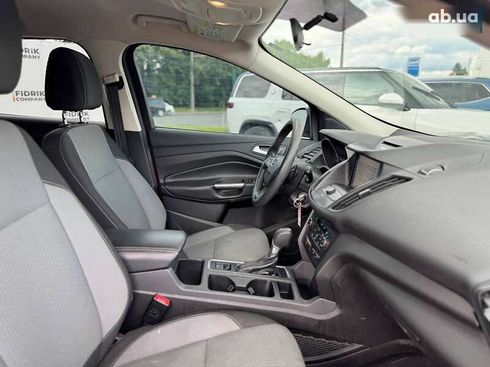 Ford Escape 2017 - фото 21