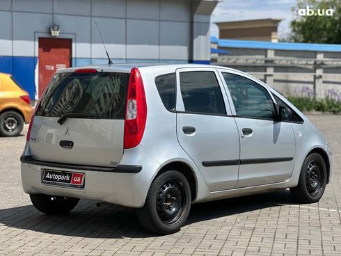 Mitsubishi Colt 2005 серый - фото 5