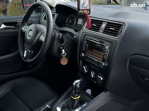 Volkswagen Jetta 2012 - фото 18