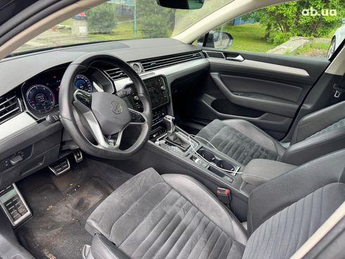 Volkswagen passat b8 2017 черный - фото 10