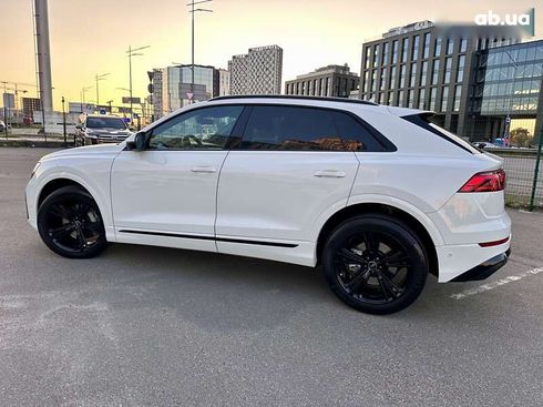 Audi Q8 2023 - фото 8