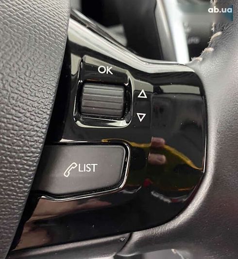Peugeot 308 2020 - фото 16