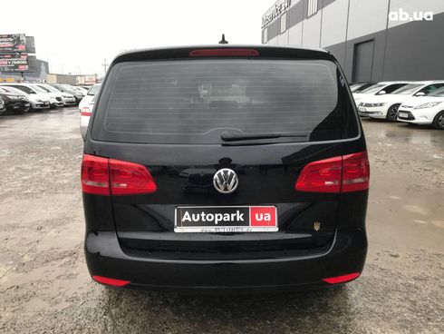 Volkswagen Touran 2013 черный - фото 6
