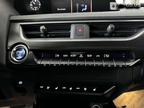 Lexus UX 2021 - фото 26