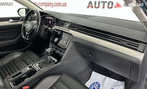 Volkswagen Passat 2019 - фото 12