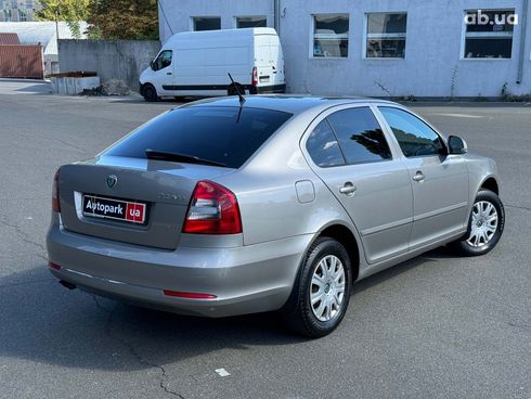 Skoda octavia a5 2011 бежевый - фото 5