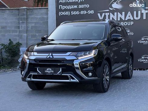 Mitsubishi Outlander 2021 - фото 8