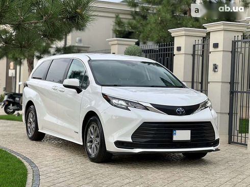 Toyota Sienna 2021 - фото 21