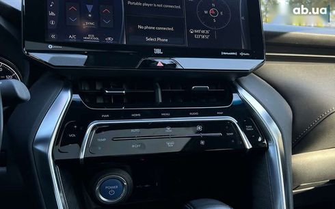 Toyota Venza 2021 - фото 17