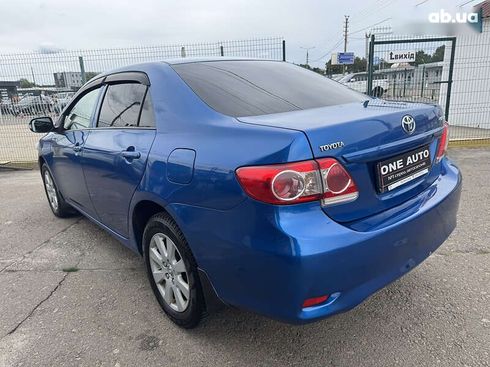 Toyota Corolla 2010 - фото 8