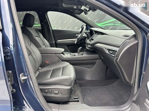 Cadillac XT4 2022 - фото 7