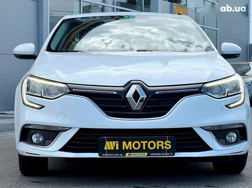 Renault Megane 2018 - фото 5