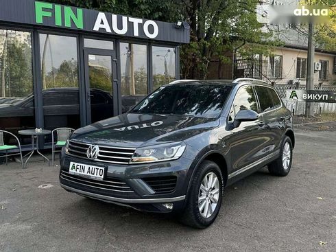 Volkswagen Touareg 2015 - фото 2