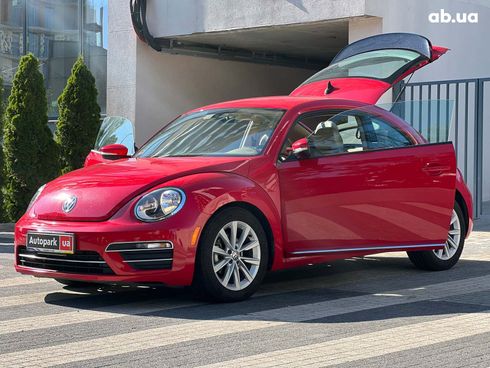 Volkswagen Beetle 2016 красный - фото 19