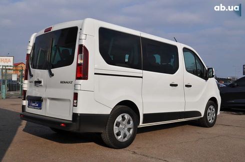 Renault Trafic 2021 - фото 8