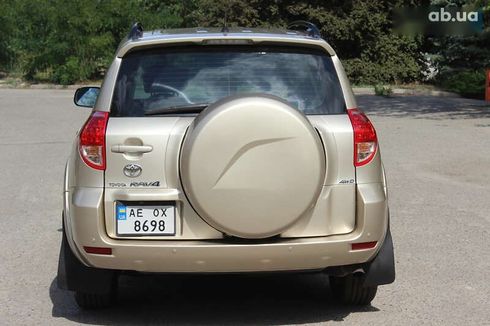 Toyota RAV4 2007 - фото 11