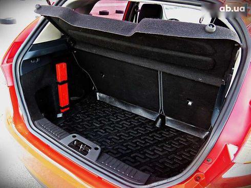 Ford Fiesta 2011 - фото 13
