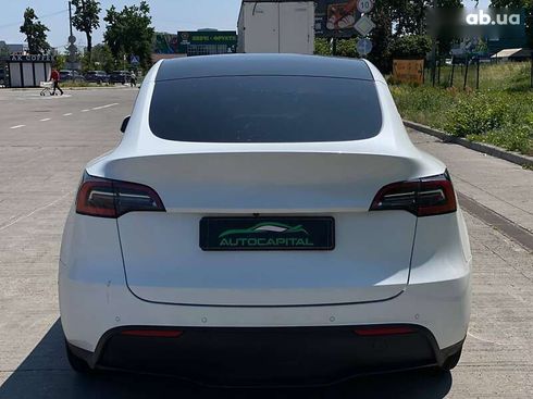 Tesla Model Y 2021 - фото 9