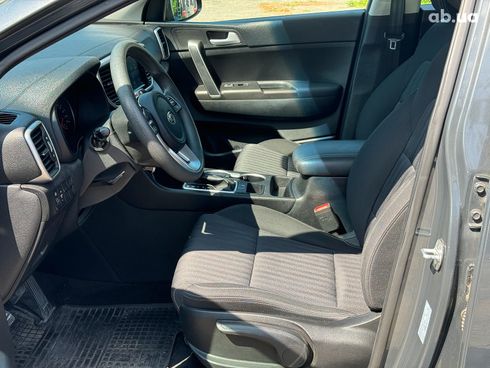 Kia Sportage 2020 серый - фото 18
