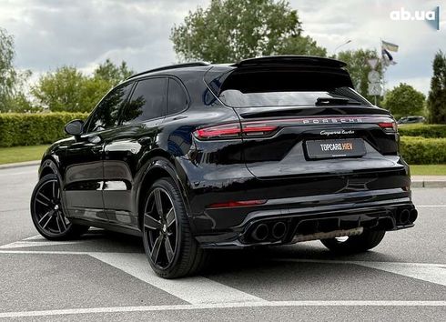 Porsche Cayenne 2018 - фото 13