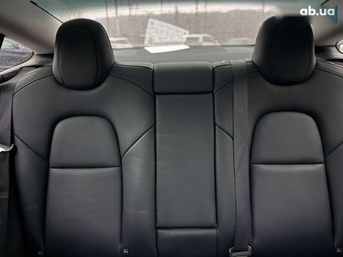 Tesla Model 3 2022 - фото 24