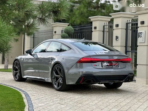 Audi RS7 2023 - фото 11