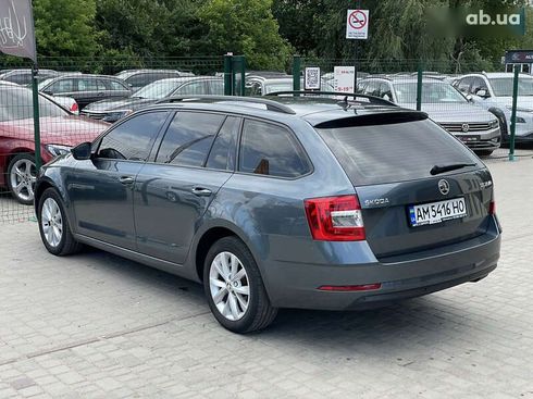 Skoda Octavia 2019 - фото 20