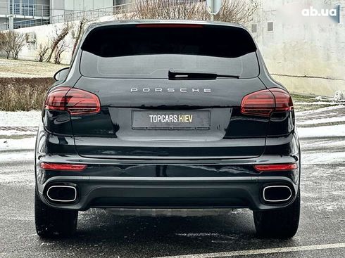 Porsche Cayenne 2016 - фото 12