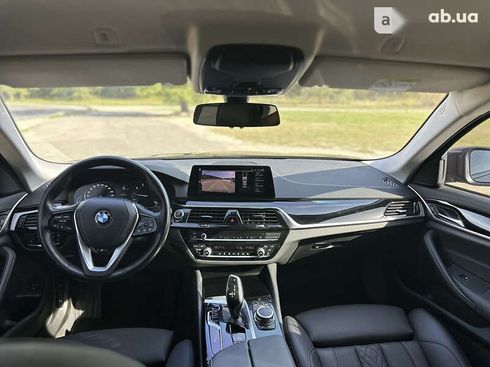 BMW 5 серия 2020 - фото 26