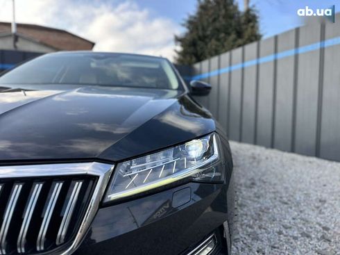 Skoda Superb 2019 - фото 26