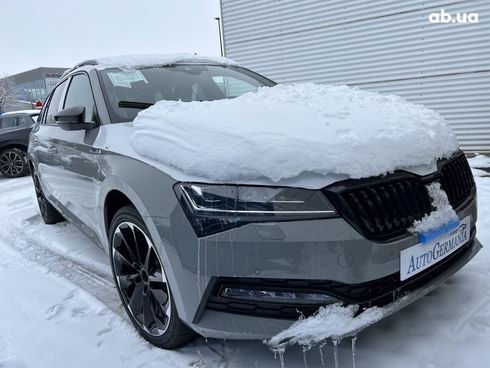 Skoda Octavia 2023 - фото 14