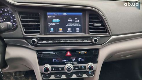 Hyundai Elantra 2020 - фото 16