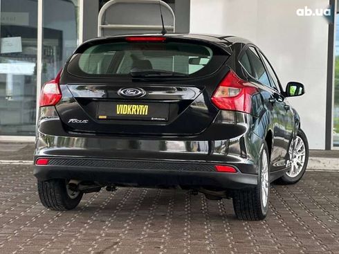 Ford Focus 2011 - фото 19