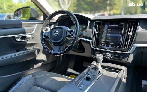 Volvo V90 2017 - фото 15