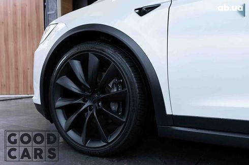 Tesla Model X 2017 - фото 6