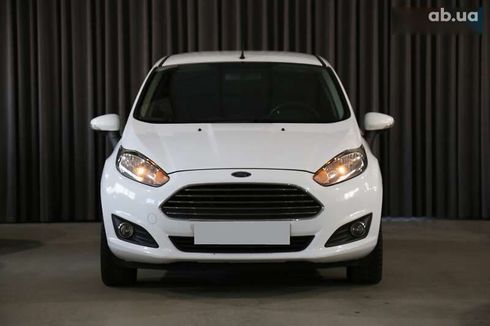 Ford Fiesta 2015 - фото 2