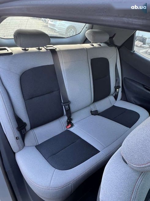Chevrolet Bolt 2020 - фото 30