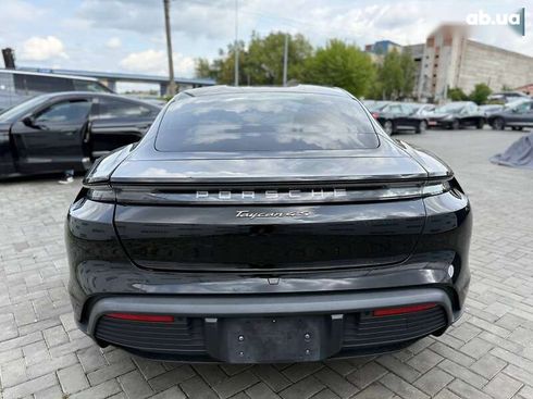 Porsche Taycan 2021 - фото 9