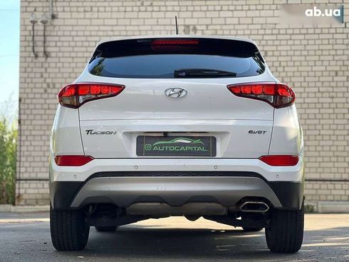 Hyundai Tucson 2017 - фото 8