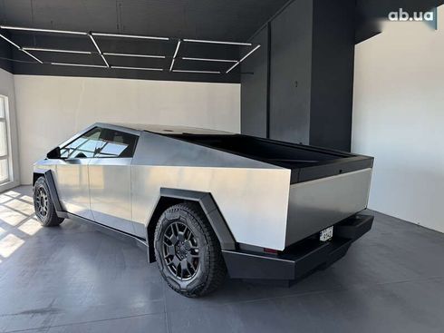 Tesla Cybertruck 2024 - фото 3
